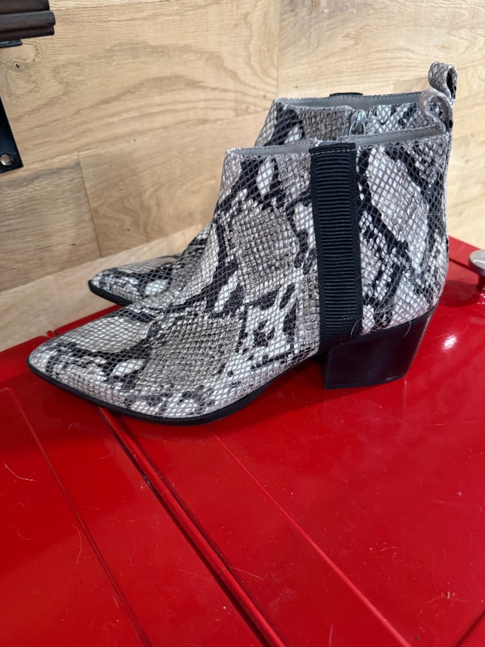 Linea Paulo snakeskin booties